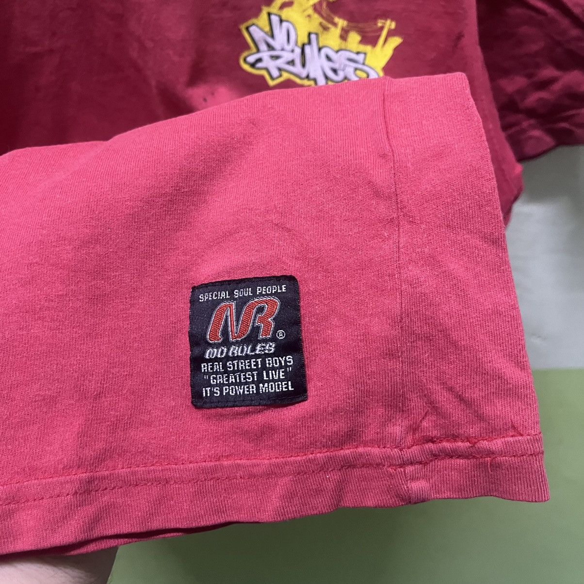 Santa Cruz Skateboards Rare Distressed Vintage No Rules Skateboard Backhit Tees Size US XS / EU 42 / 0 - 6 Thumbnail