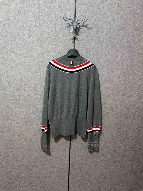 Thom Browne Thom Browne Gray Wool Embroidered Sweater . Size US M / EU 48-50 / 2 - 2 Thumbnail
