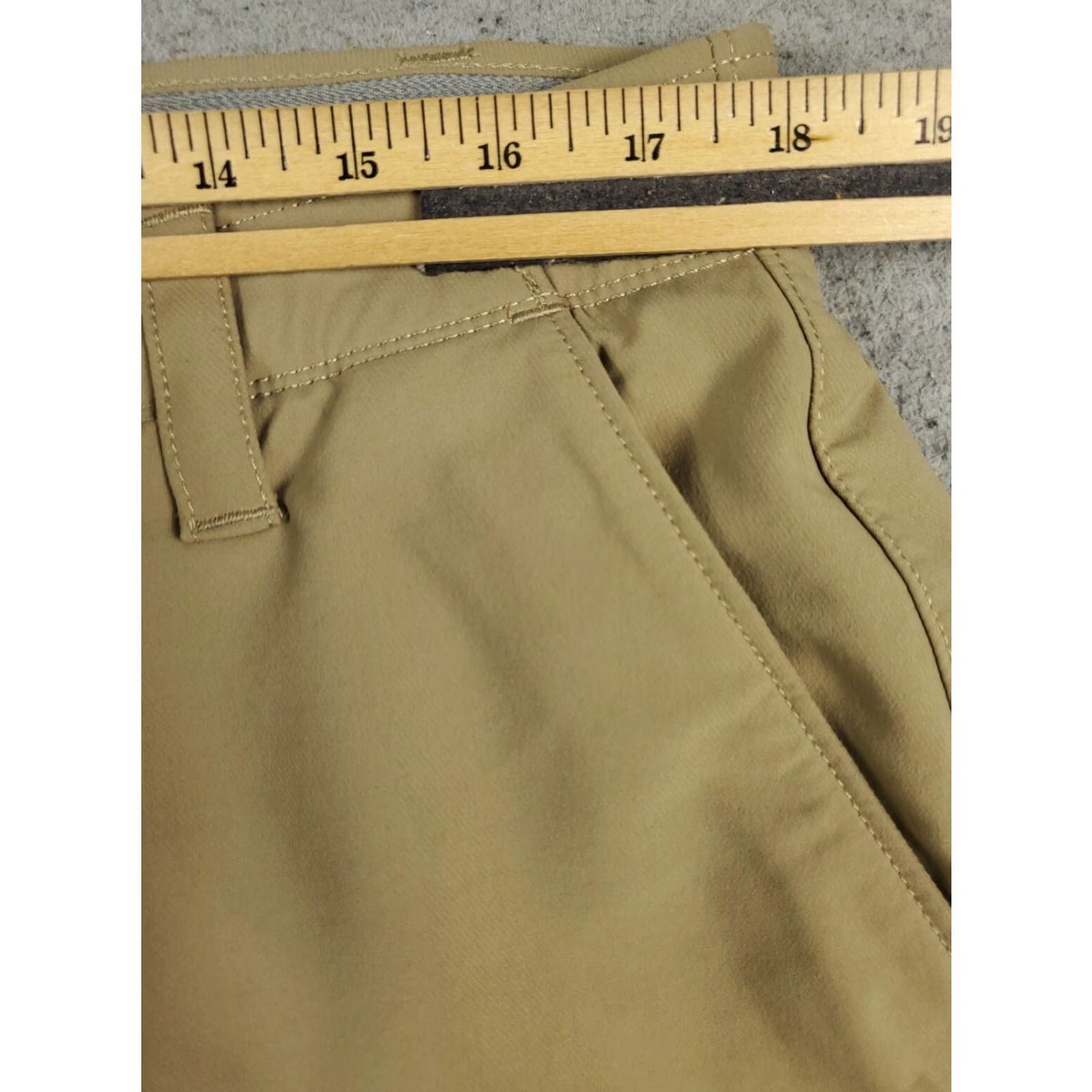 Under Armour Under Armour Chino Pants Mens 38x32 Beige Flat Front Stretch Golf Trousers Size US 38 / EU 54 - 4 Thumbnail