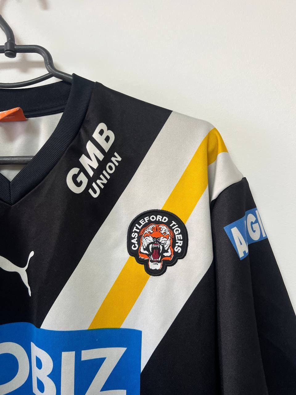 Puma Castleford Tigers 2012/13 Away Rugby League Shirt Puma L Size US L / EU 52-54 / 3 - 9 Thumbnail