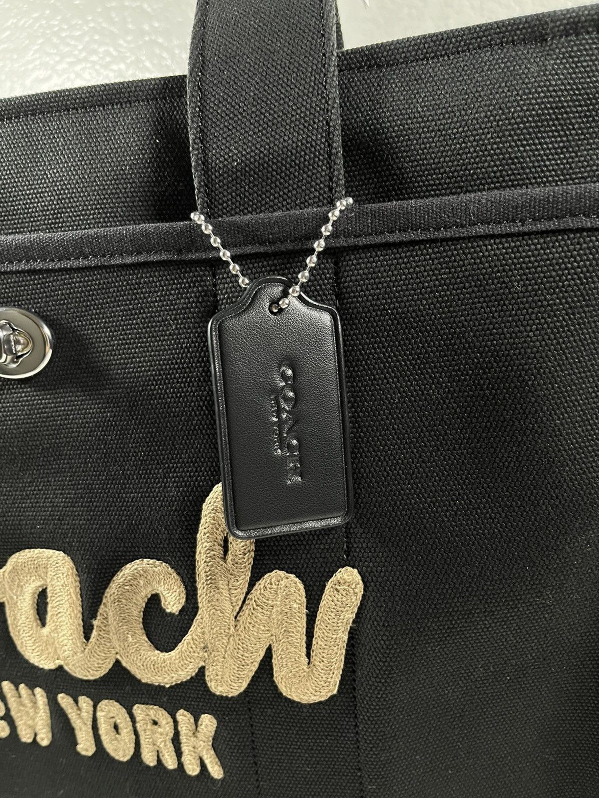 Coach Coach Large Cargo Tote 42 NWT Size ONE SIZE - 3 Thumbnail