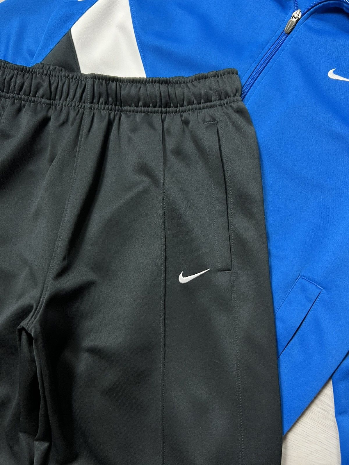 Nike Rare Vintage Nike Tennis Court Track Suit Jacket And Pants Size US M / EU 48-50 / 2 - 13 Thumbnail