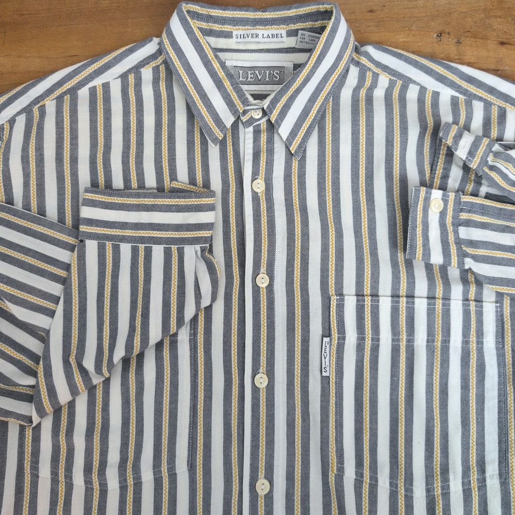 Levi's Vintage Levi's Silver Label Button Down Shirt Large Size US L / EU 52-54 / 3 - 1 Thumbnail