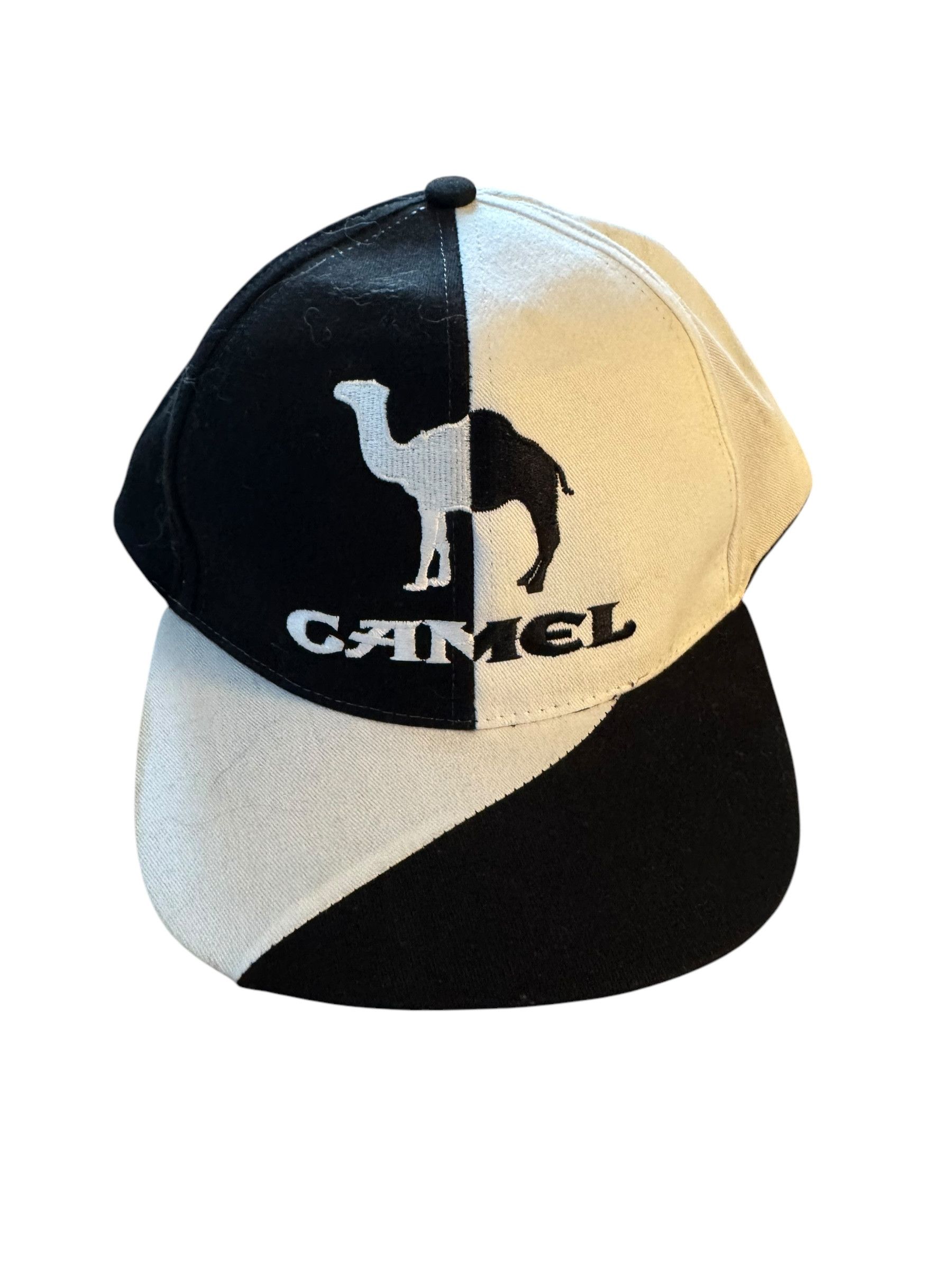 Camel × Vintage Vintage Camel Cigarettes Black & White Split Hat Size ONE SIZE - 1 Thumbnail