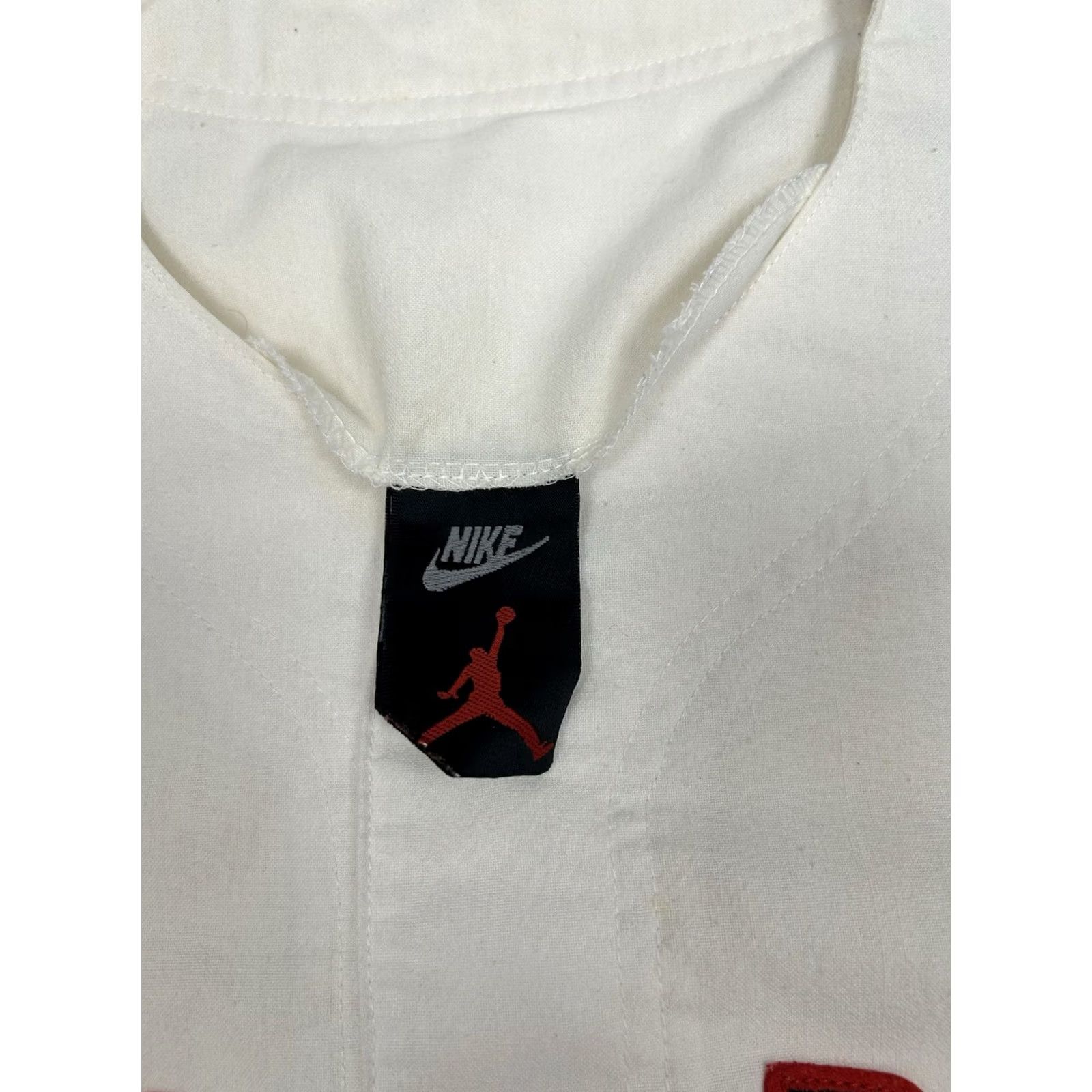 Nike VINTAGE Nike Air Jordan Baseball Jersey White XL 1991 Spellout Logo 90s Mens Size US XL / EU 56 / 4 - 6 Thumbnail