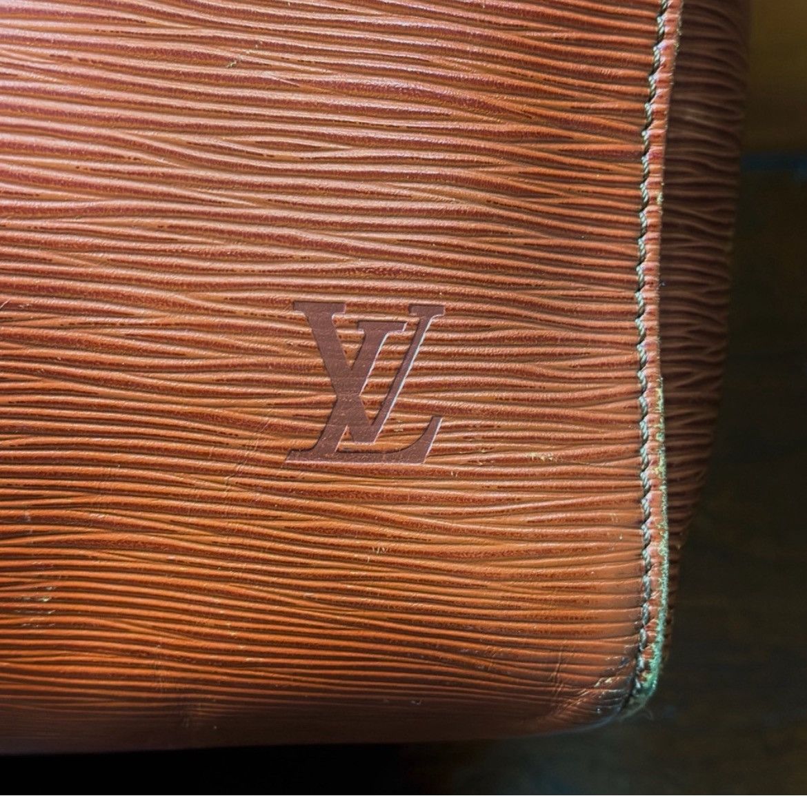 Louis Vuitton Louis Vuitton Epi 40 Size ONE SIZE - 7 Thumbnail