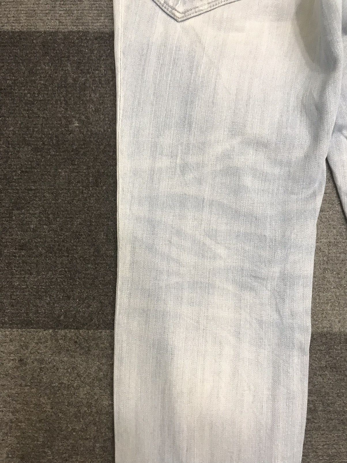Japanese Brand 💥DESIGNER💥 PLAGPLAG Light Wash Skinny Distresed Denim F219 Size US 30 / EU 46 - 16 Thumbnail