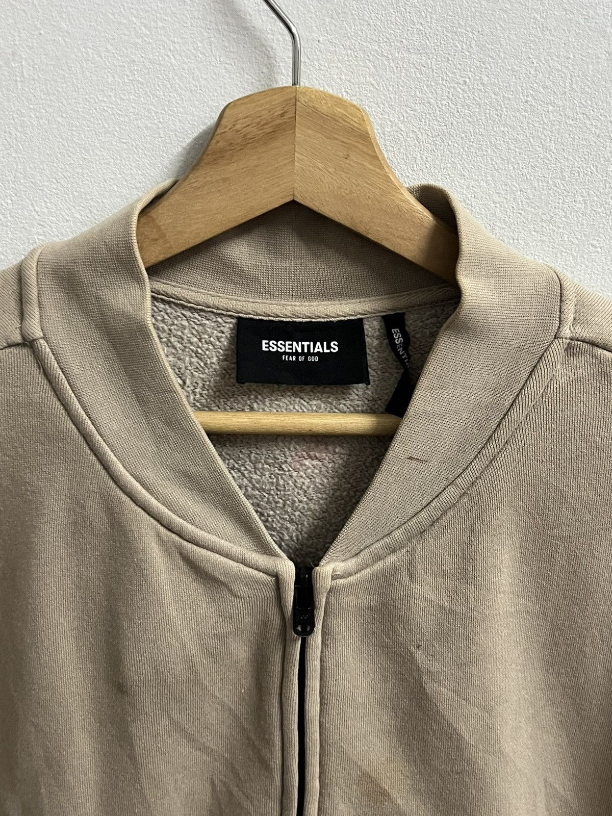 Essentials × Fear of God Fear of God Essentials Full Zip Vest sleeveless beige Size US S / EU 44-46 / 1 - 2 Thumbnail