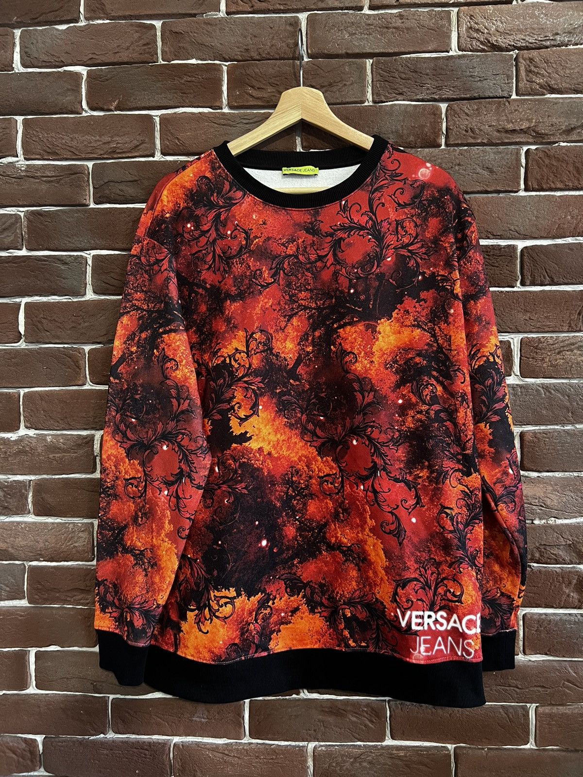 Versace Versace Jeans Couture Abstract All Print Logo Sweatshirt XL Size US XL / EU 56 / 4 - 1 Thumbnail