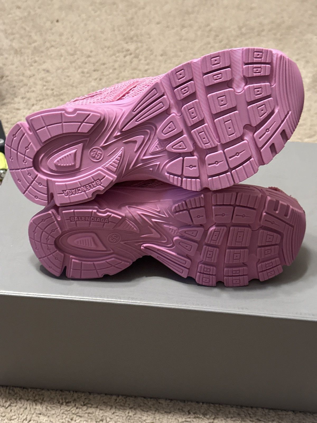Balenciaga Balenciaga Wmns Phantom Sneaker ‘Pink’ Size US 5 / IT 35 - 5 Thumbnail