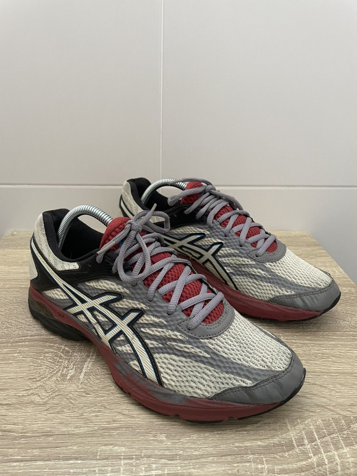 Asics Asics Gel Flux 4 Grey/Red Size US 8 / EU 41 - 3 Thumbnail