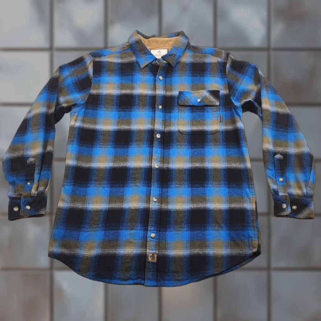 Vintage Legendary Whitetails Buck Camp Flannel Shirt Mens LT Plaid Button Up Hunting Size US L / EU 52-54 / 3 - 1 Thumbnail