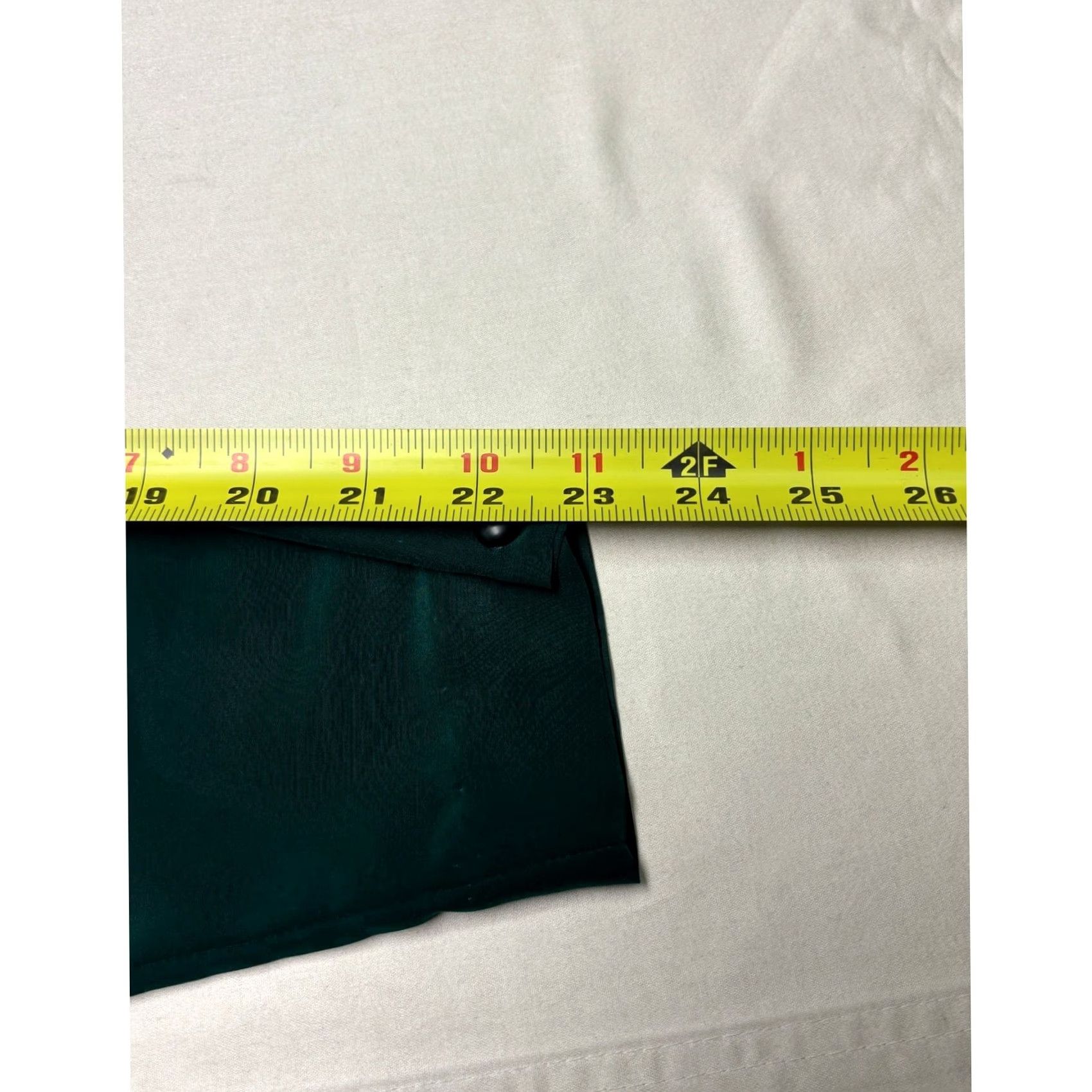 Pendleton VINTAGE Sophisticates by Pendleton Blouse Emerald Green Satin Button Up 14 Women Adjustable Collared Long Sleeve 80s 90s Classic Shake Size XL / US 12-14 / IT 48-50 - 7 Thumbnail