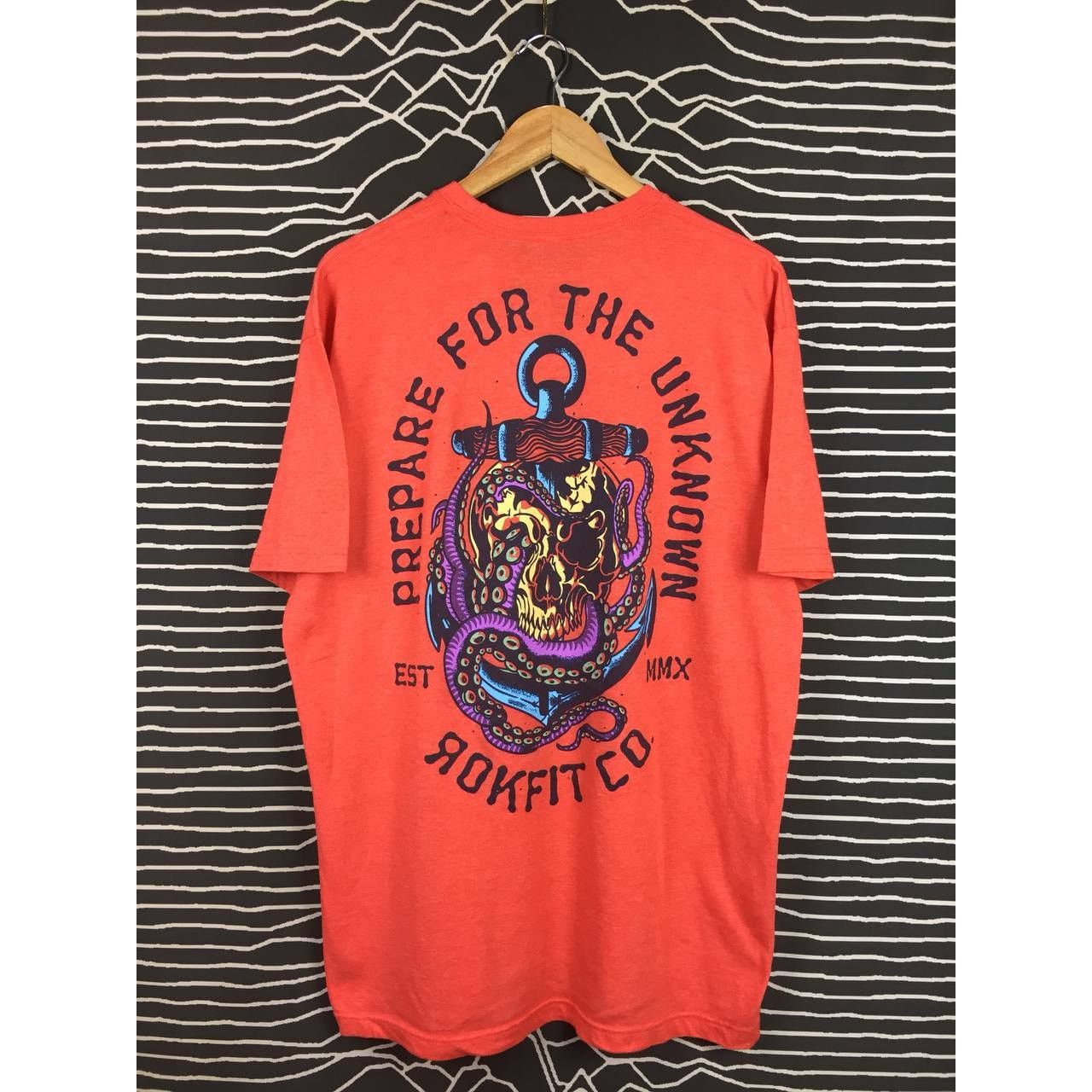 Vintage Rokfit Athletic Streetwear Prepare For The Unknown Tee Size US XXL / EU 58 / 5 - 1 Thumbnail