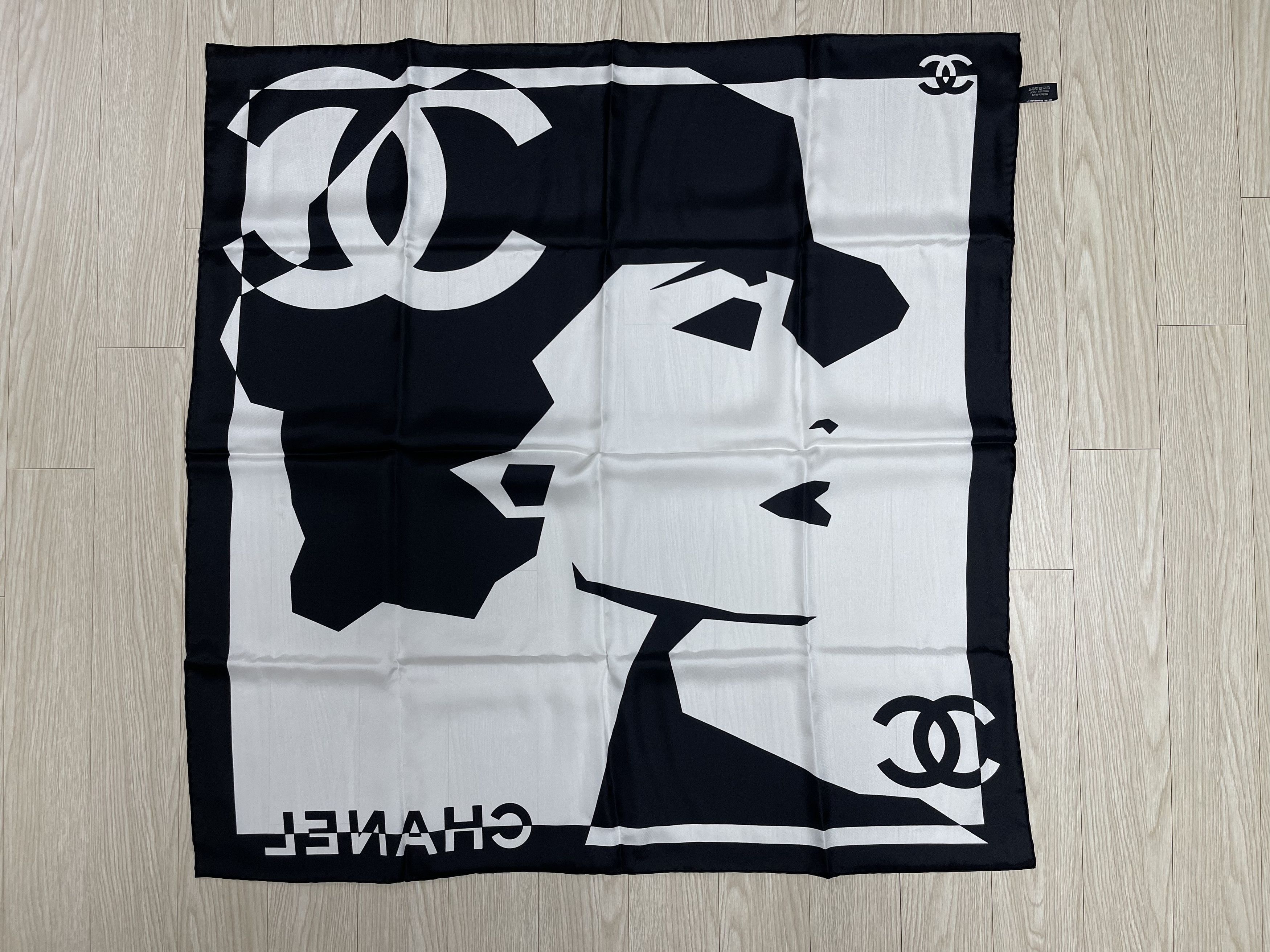 Chanel Chanel Mademoiselle CC Logo G22 Scarf Size ONE SIZE - 5 Thumbnail