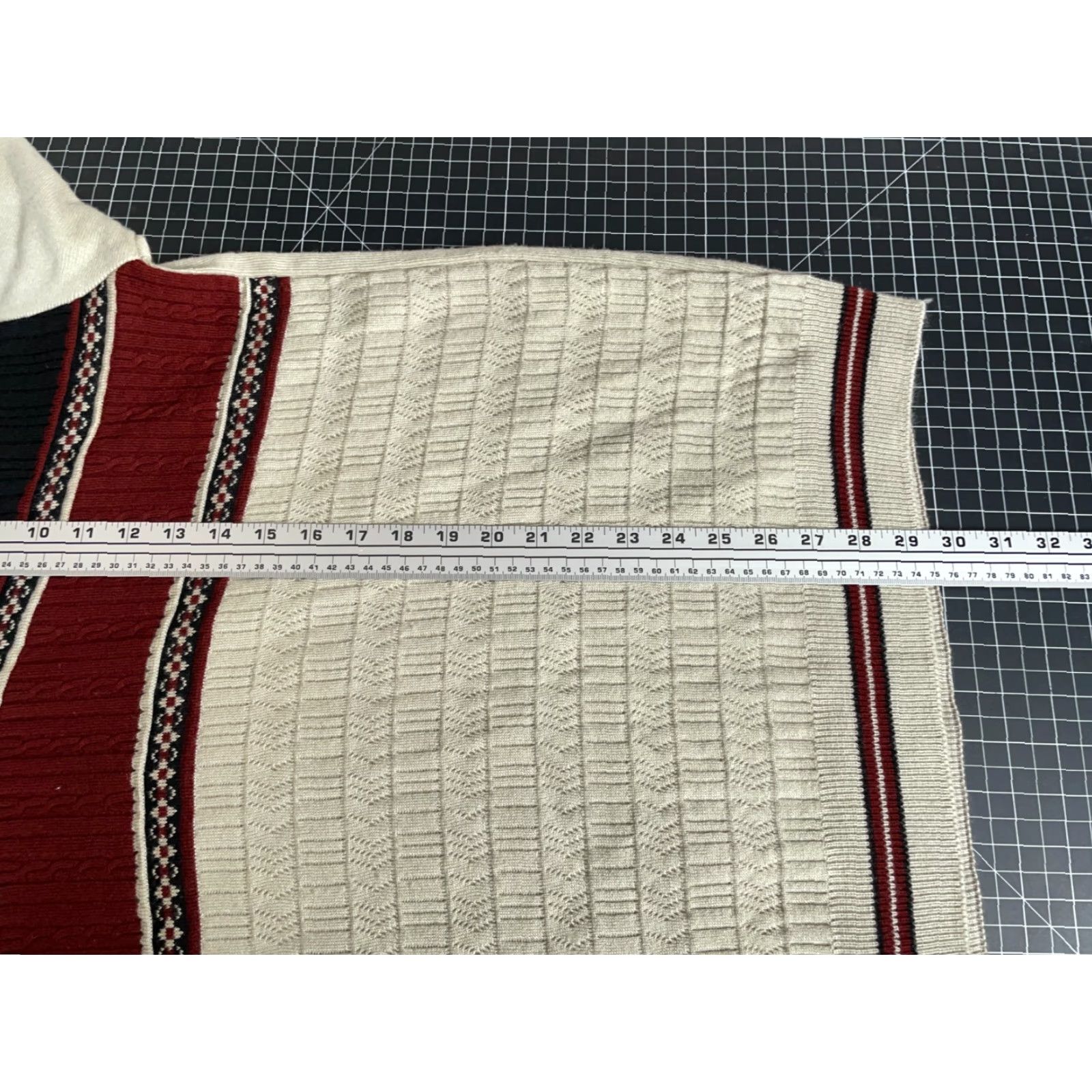 Vintage VINTAGE Micro Gold Sweater Men's 80s V-Neck Striped Knit Beig​e Red Stripe Pullover Size US L / EU 52-54 / 3 - 6 Thumbnail