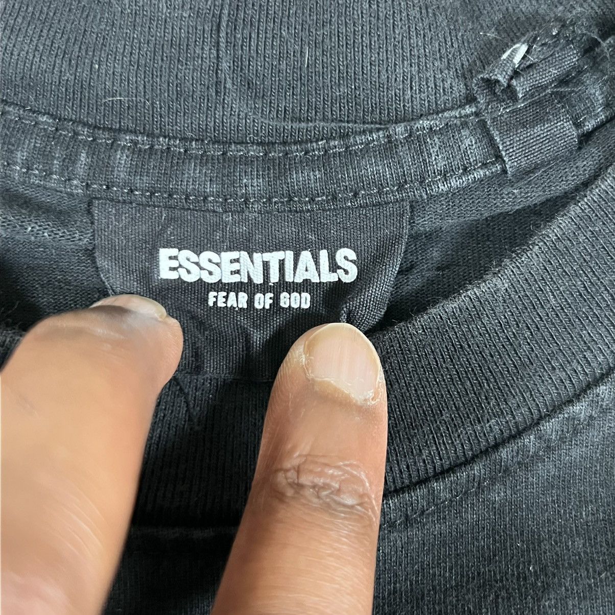 Fear of God Fear of God Essentials Los Angeles Reflective Logo T-shirt Size US L / EU 52-54 / 3 - 5 Thumbnail