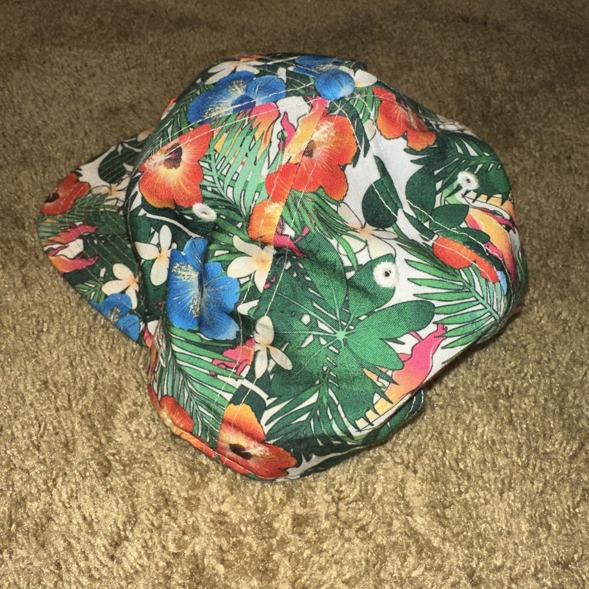 NBA × New Era Chicago Bulls White Floral 9FIFTY Snapback Cap by New Era Size ONE SIZE - 4 Thumbnail