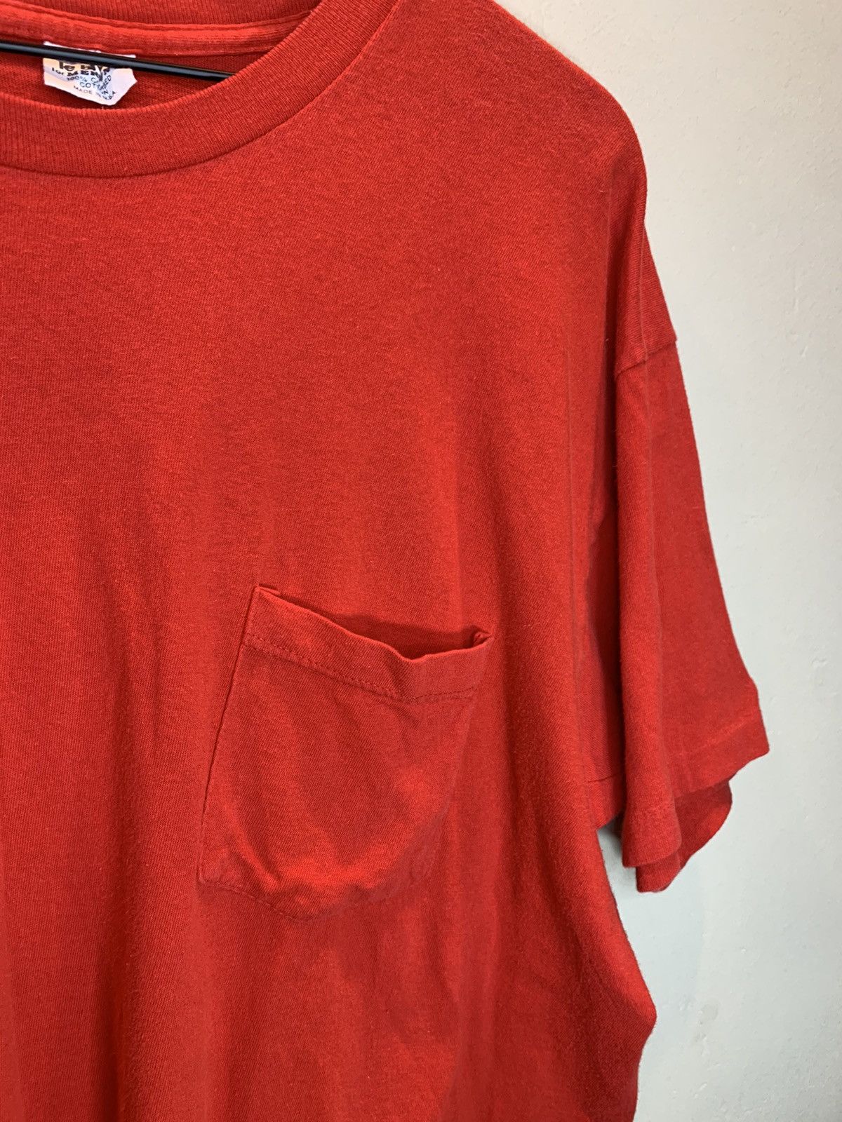 Vintage *RARE* Vintage 80’s Le Brēve Single Stitch Pocket T-Shirt Size US XL / EU 56 / 4 - 2 Thumbnail
