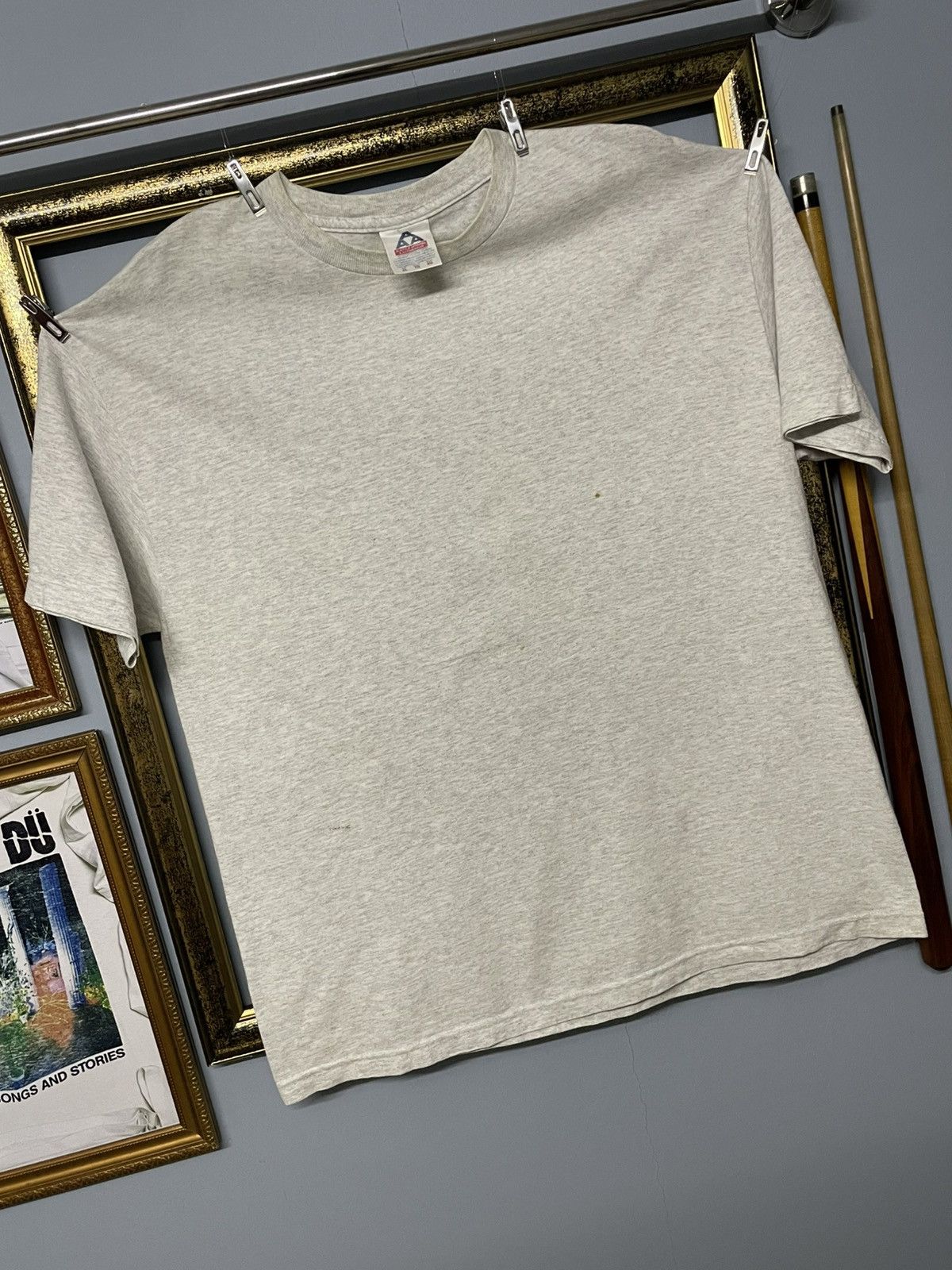 Vintage Vintage 90s Jesus ‘Read Between The Lines’ Sacrifice Tshirt Size US XL / EU 56 / 4 - 7 Thumbnail