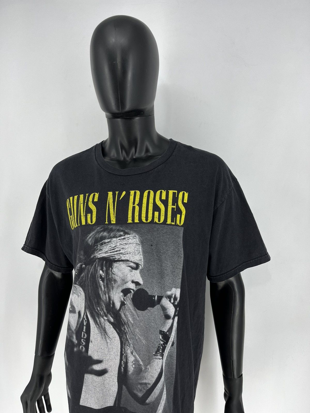 Band Tees × Vintage Vintage Guns N’ Roses t-shirt size S 90s streetwear y2kstyle Size US L / EU 52-54 / 3 - 4 Thumbnail