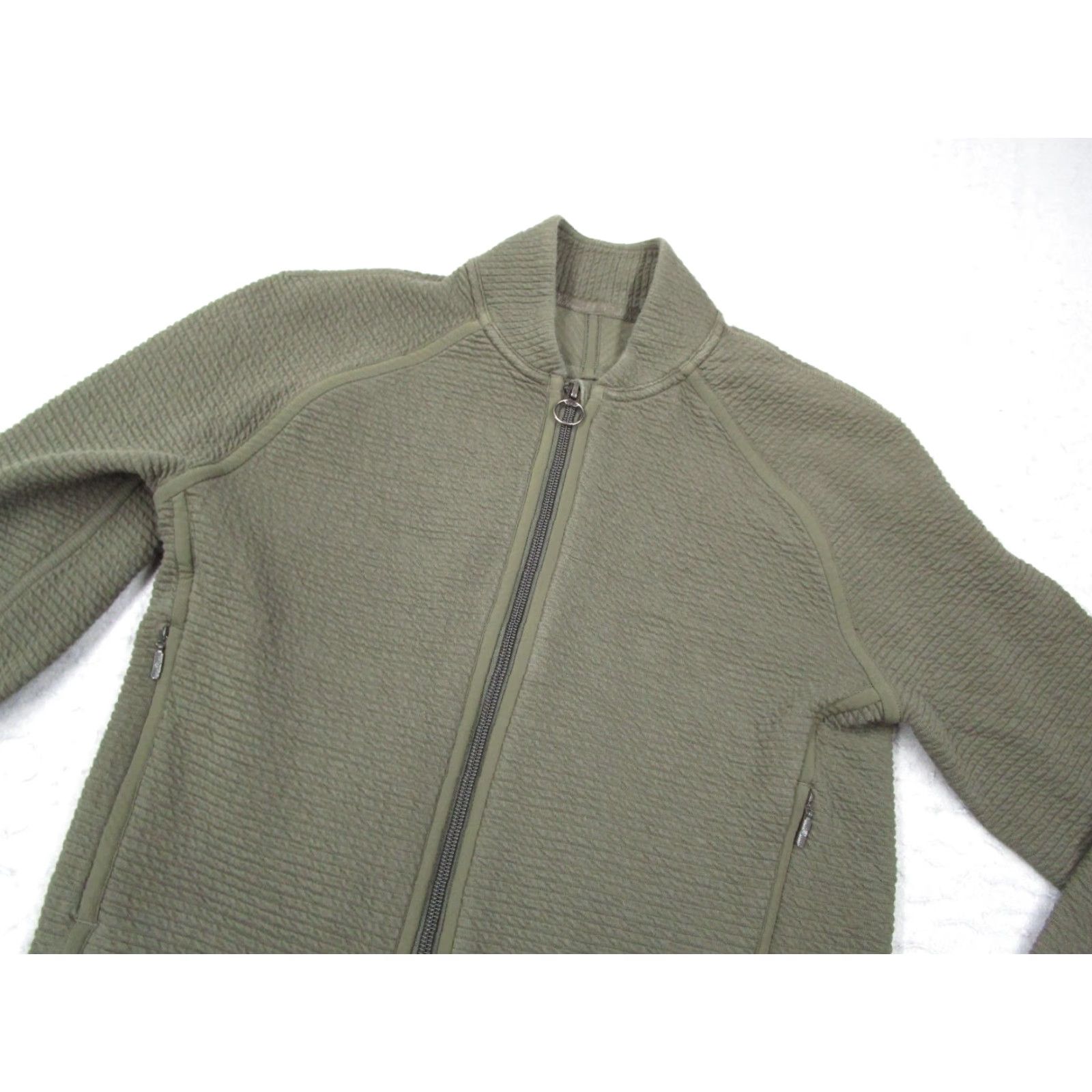 Lululemon Lululemon Jacket Women 4 Green ON REPEAT Full Zip Bomber Active Travel Workout - City, Outdoor, Sports - Zipped Pockets Mens Womens Girls Boys Size S / US 4 / IT 40 - 2 Thumbnail