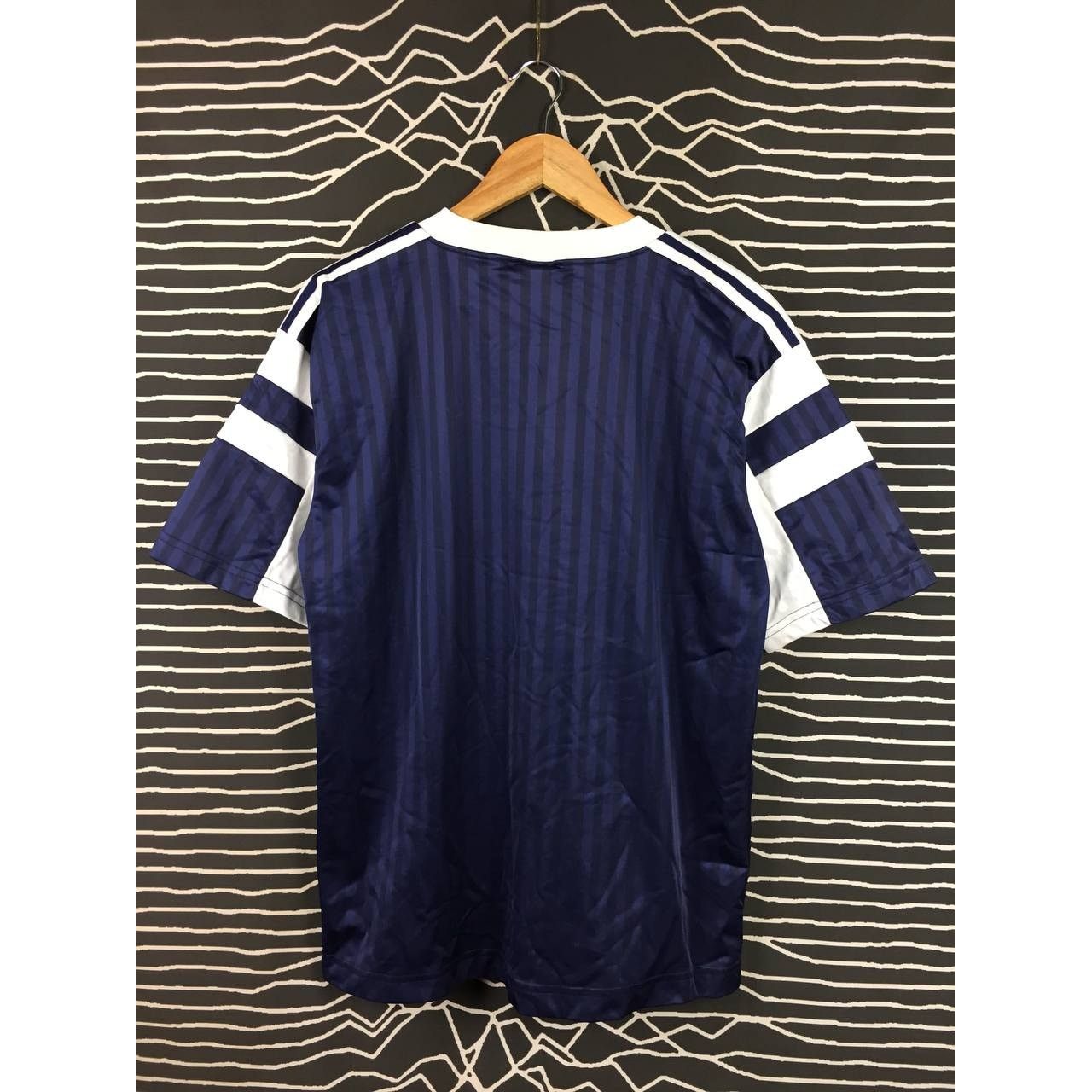 Adidas × Vintage Vtg 90s Adidas V-Neck Made In Usa Jersey Size US L / EU 52-54 / 3 - 6 Thumbnail