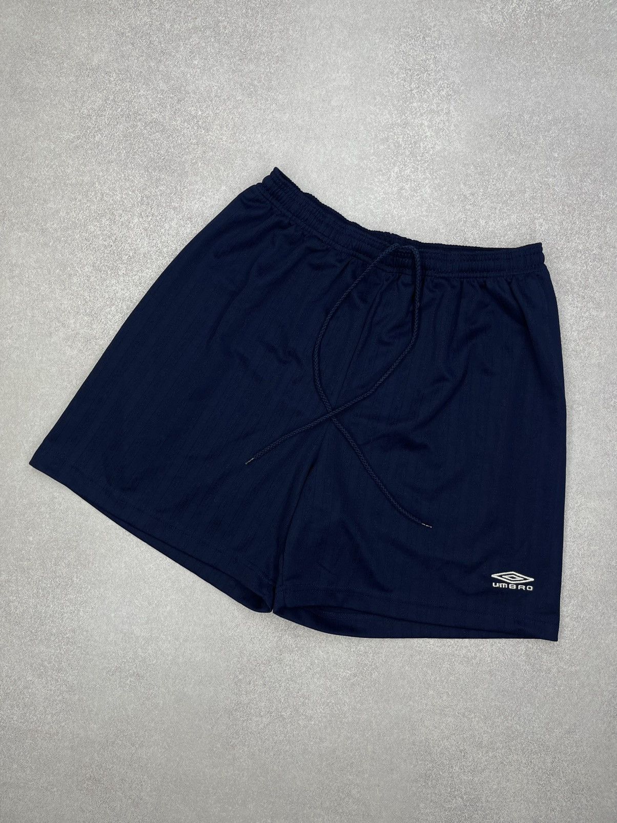 Umbro Vintage Umbro Basic Navy Shorts Football Y2K Soccer Size US 32 / EU 48 - 1 Thumbnail