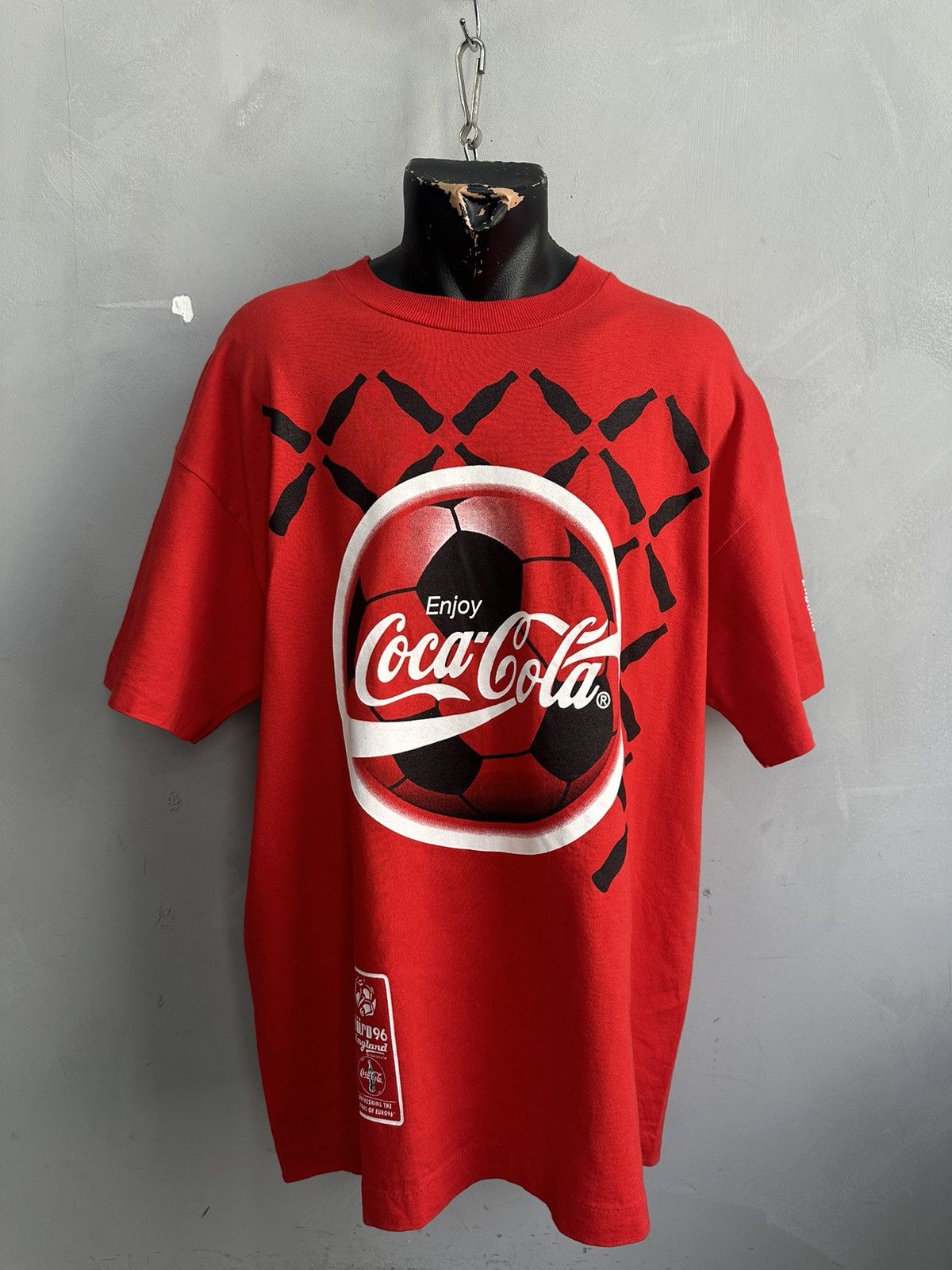 Band Tees Vintage UEFA Euro 1996 Coca Cola T-shirt Jersey Rare Size US XL / EU 56 / 4 - 1 Thumbnail