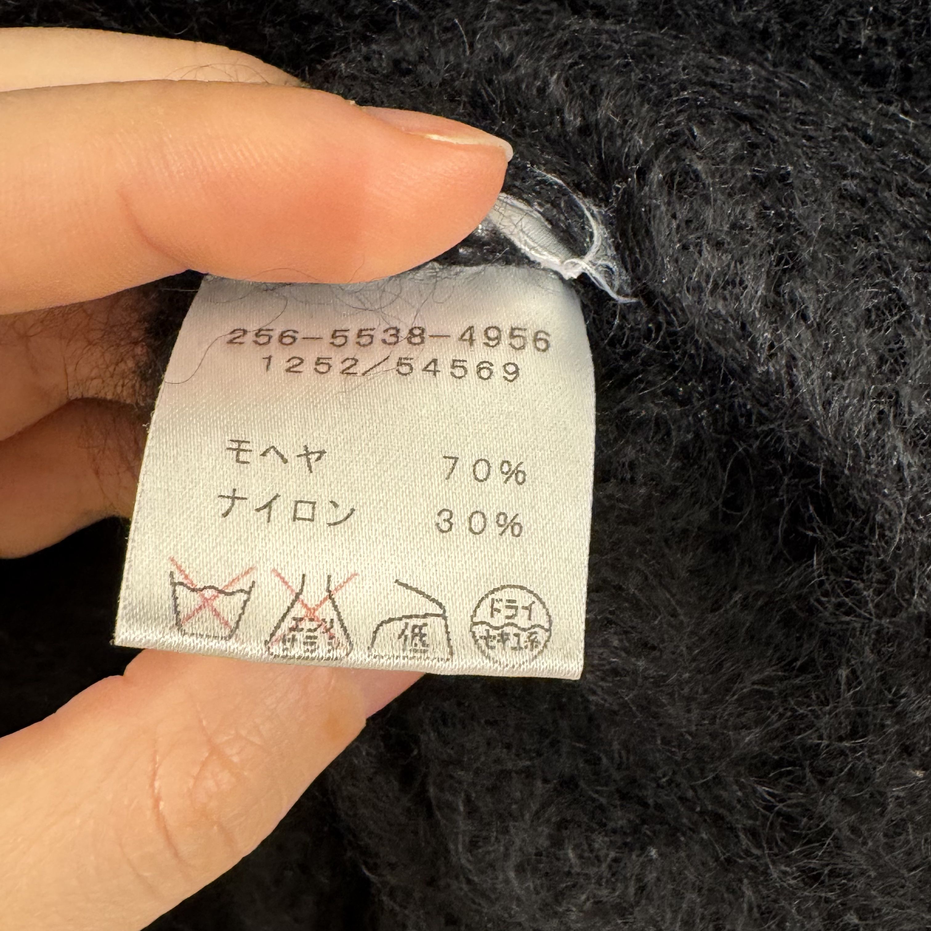 Gucci Gucci Mohair V-Neck Sweater Size US L / EU 52-54 / 3 - 12 Thumbnail