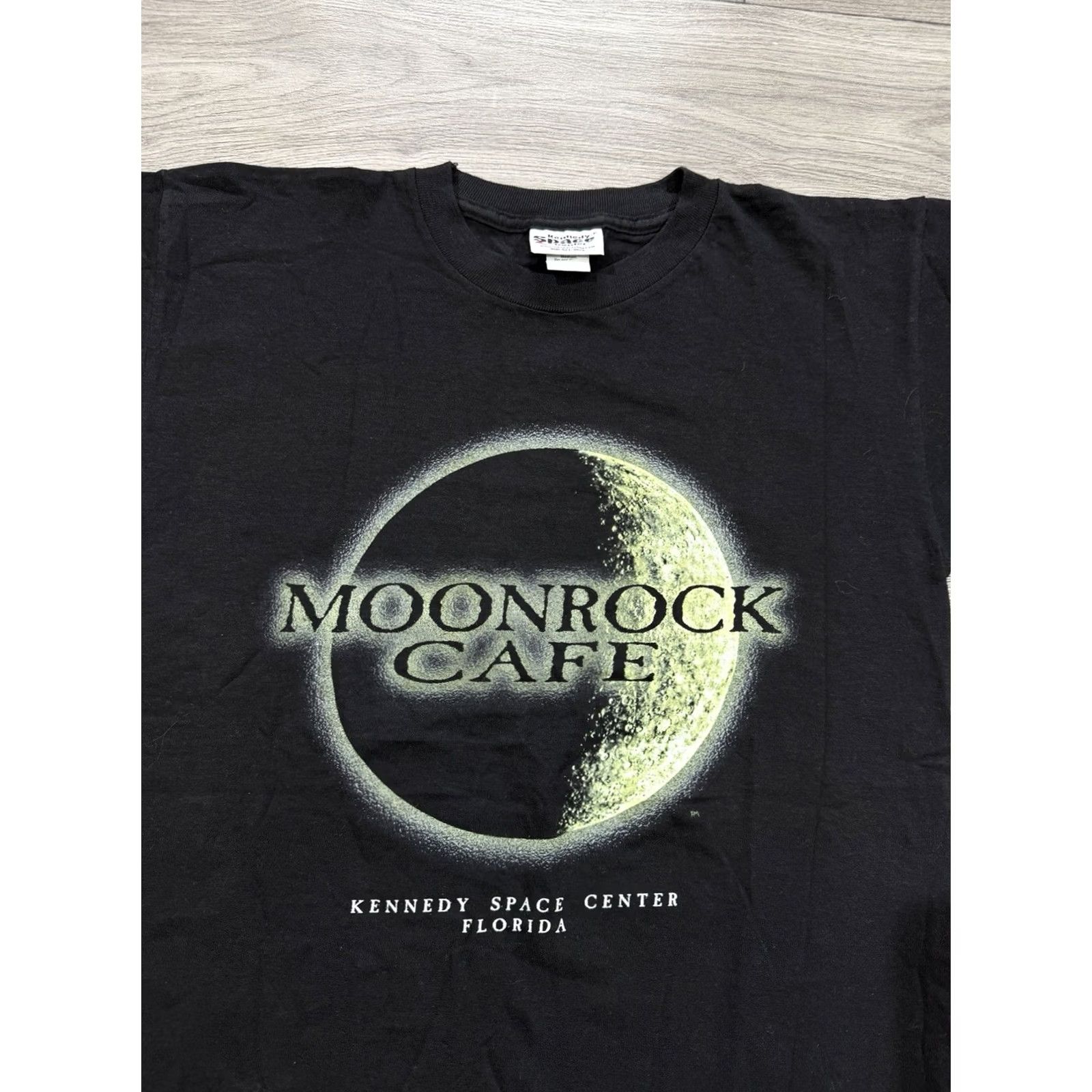 Vintage VINTAGE Moonrock Cafe KENNEDY SPACE CENTER FLORIDA Made U.S.A Black T-Shirt M Mens Size US M / EU 48-50 / 2 - 5 Thumbnail