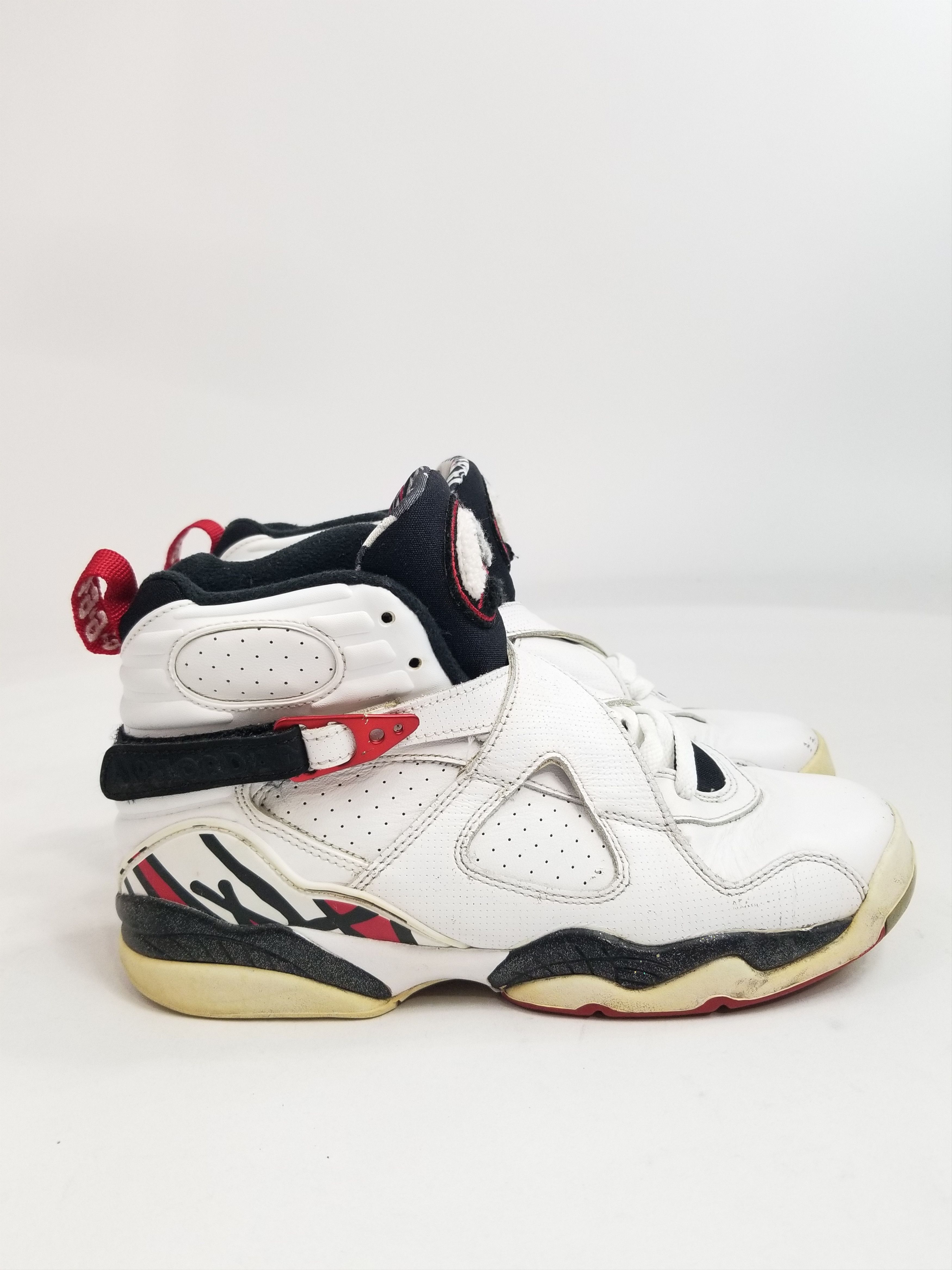 Nike × Vintage Nike Air Jordan 8 Bugs Bunny Sneakers 7Y or Women's Size 8.5 Size US 8.5 / IT 38.5 - 3 Thumbnail