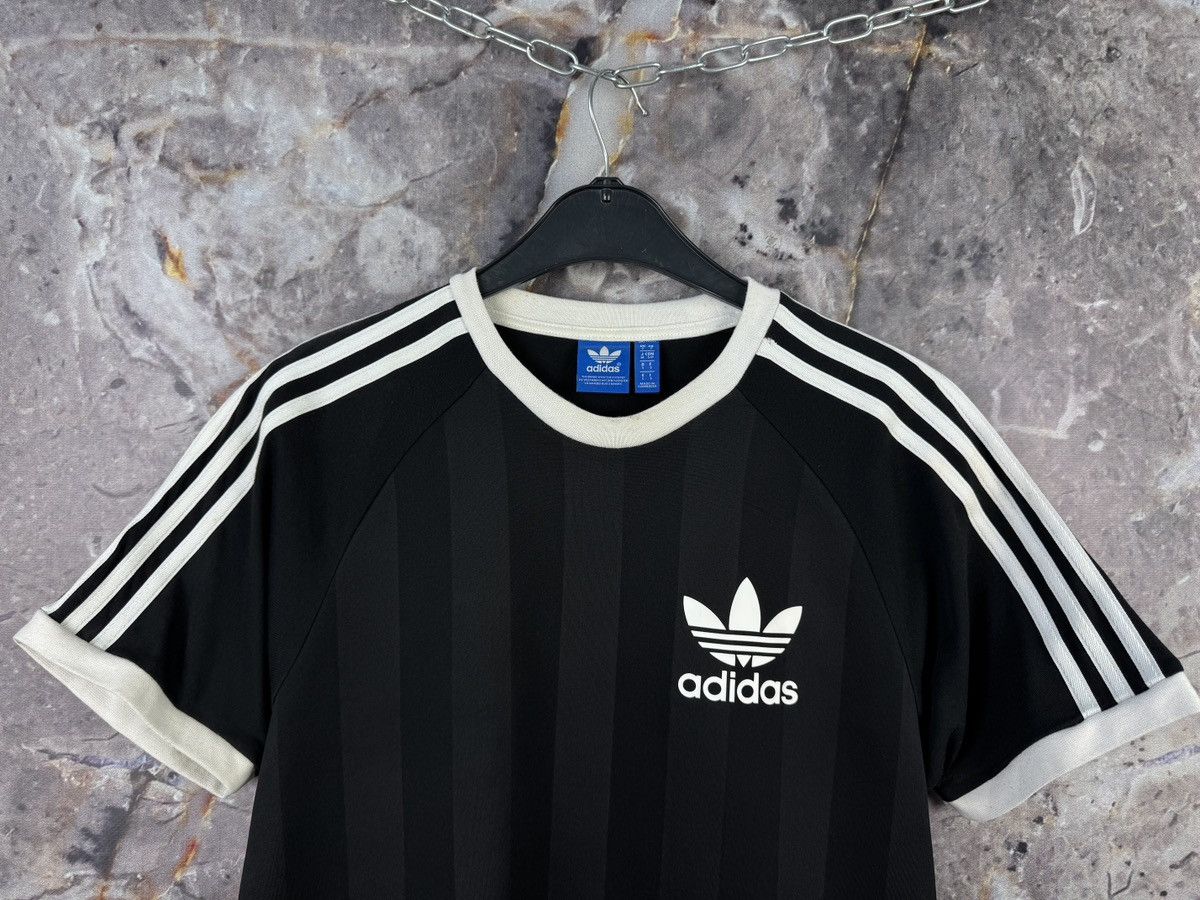 Adidas Men’s Adidas T-Shirt Black Striped Sportswear Size Small Size US S / EU 44-46 / 1 - 2 Thumbnail