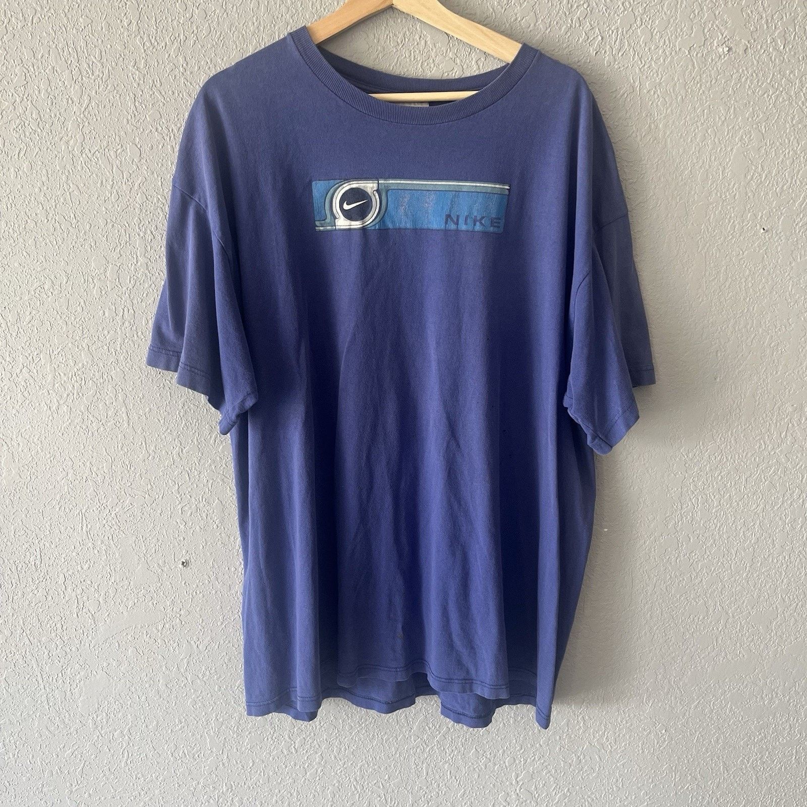 Nike Vintage 90’s Nike Distressed Faded Tshirt Men’s XL Sportswea Size US XL / EU 56 / 4 - 1 Thumbnail
