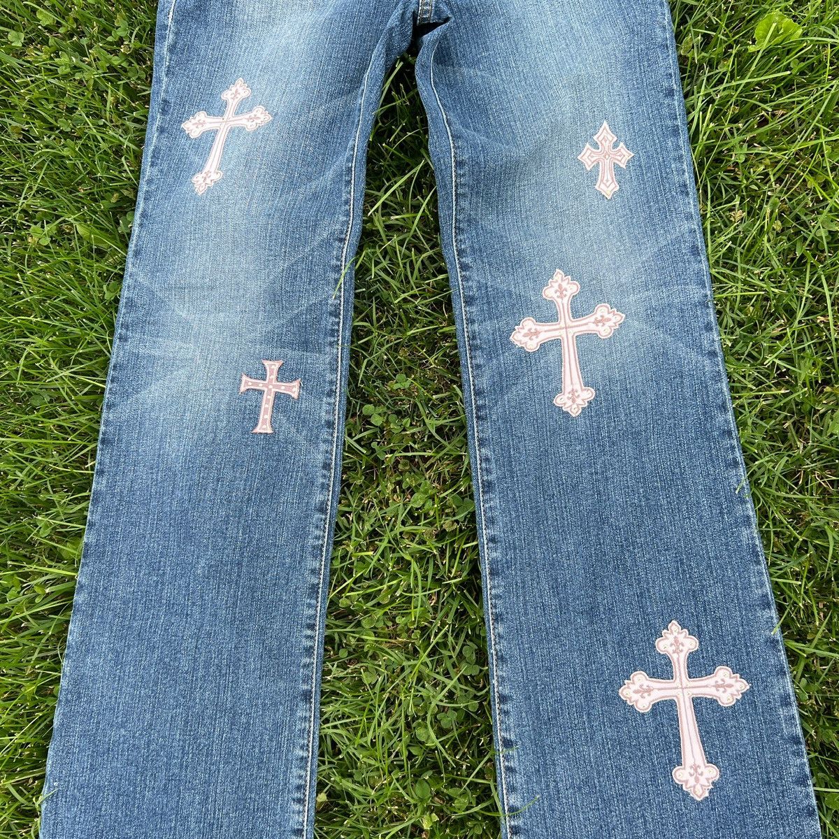 DKNY 1of1 y2k vintage cross patch dkny jeans Size 28" / US 6 / IT 42 - 3 Thumbnail