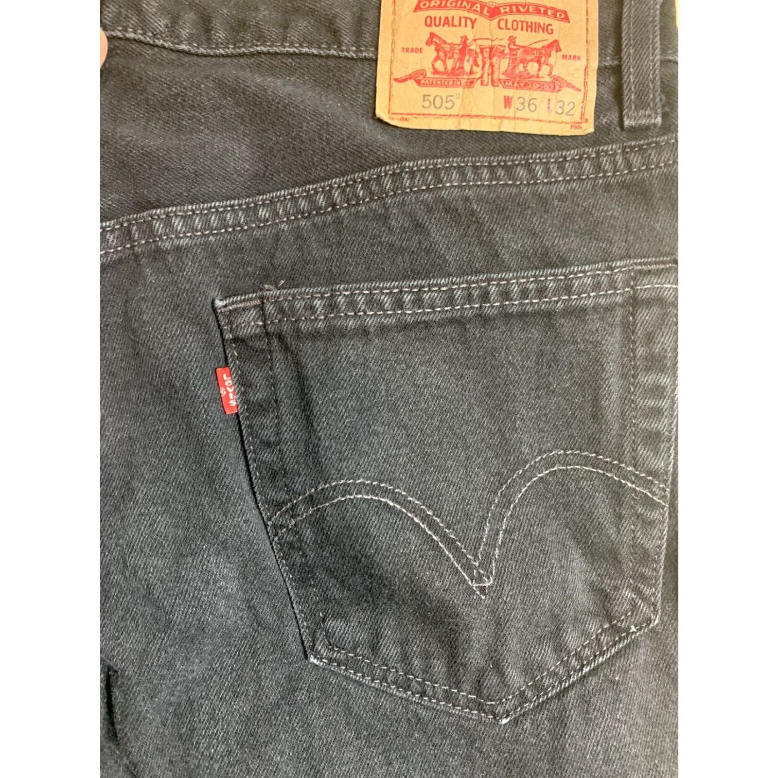 Levi's VINTAGE Levi's 505 Straight Fit Black Jeans Adult Mens Size 34 X 30 Size US 34 / EU 50 - 3 Thumbnail