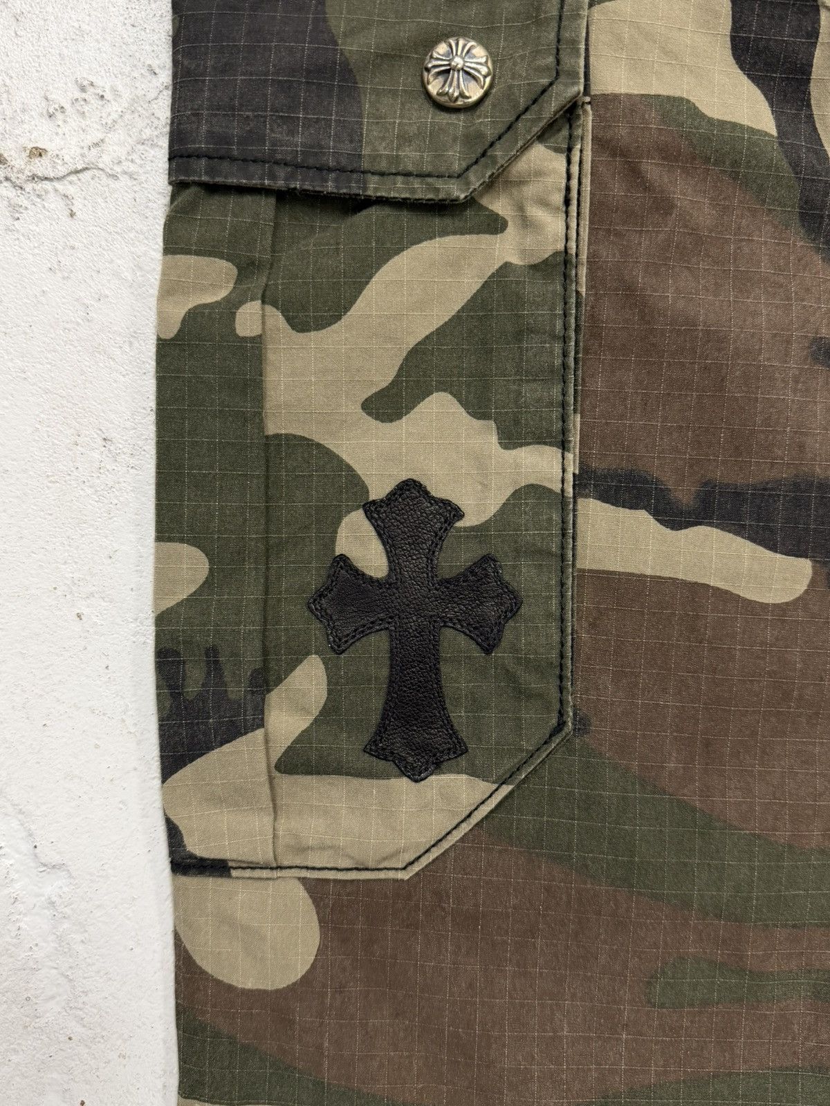 Chrome Hearts Chrome Hearts Leather Cross Patch Ripstop Camo Cargos W36 Size US 36 / EU 52 - 12 Thumbnail