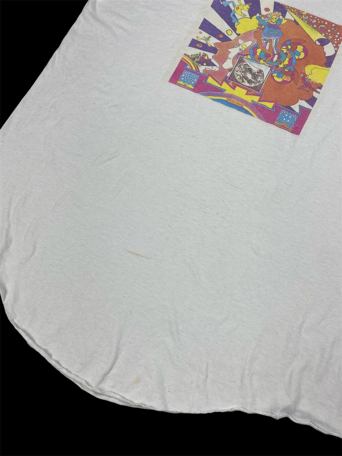 Vintage Vintage Peter Max Psychedelic Three-Quarter Sleeve T-Shirt Size US XL / EU 56 / 4 - 8 Thumbnail