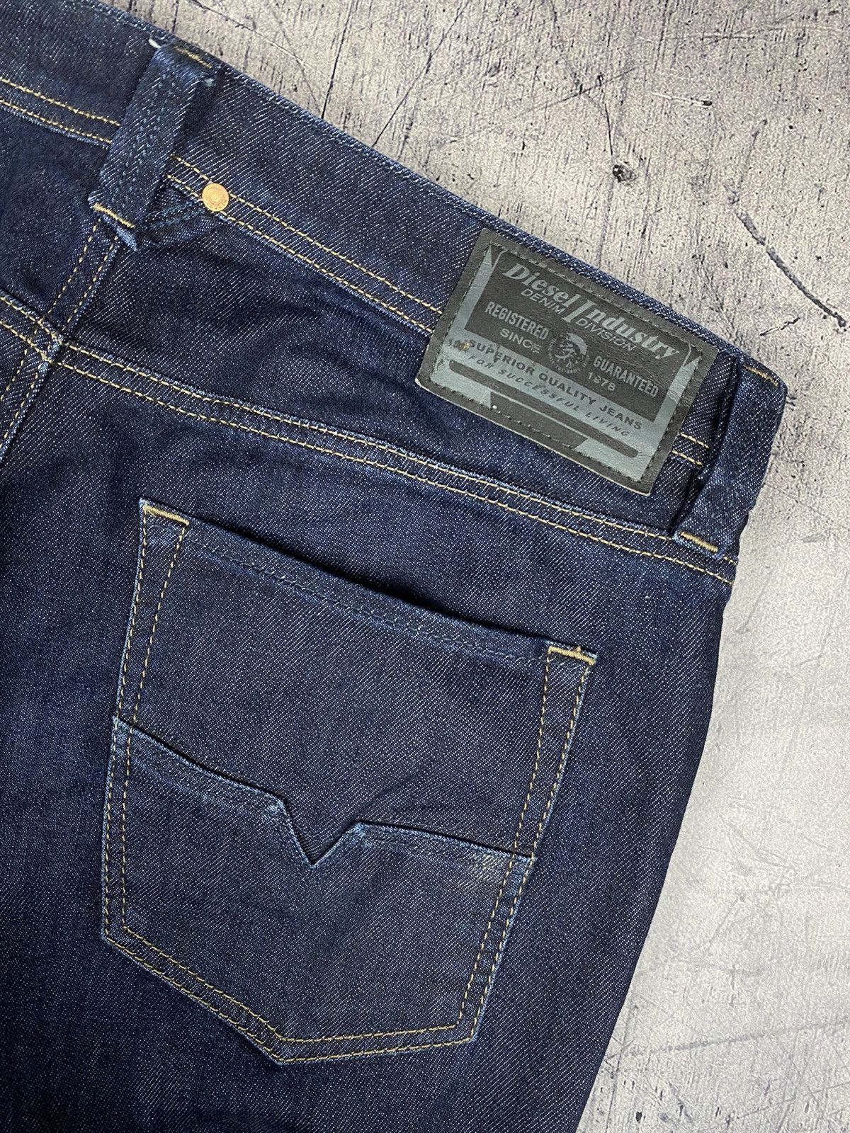 Diesel Vintage Diesel Designer y2k Denim Jeans Size US 32 / EU 48 - 4 Thumbnail