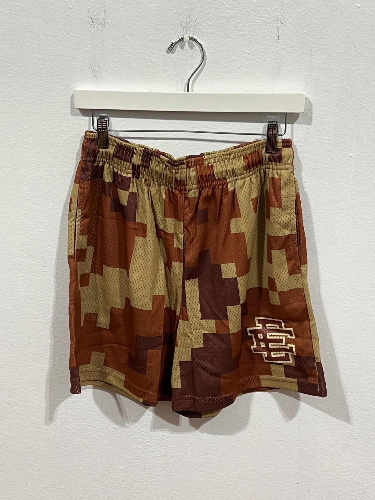 Eric Emanuel Eric Emanuel Brown Camo Digi Short Size US 34 / EU 50 - 1 Thumbnail