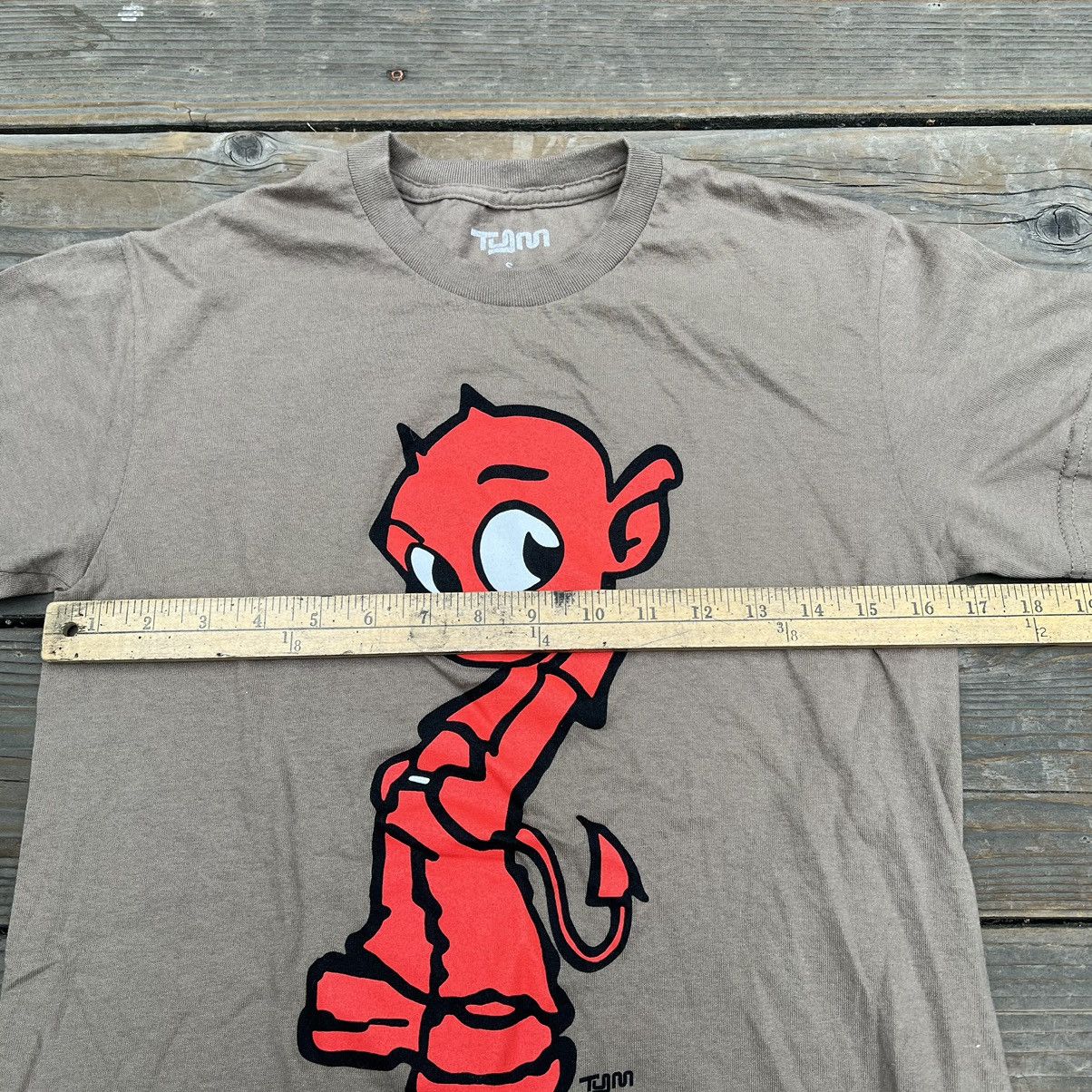 Band Tees Toro y Moi Devil T-shirt Brown Size Small Band Merch Size US S / EU 44-46 / 1 - 6 Thumbnail