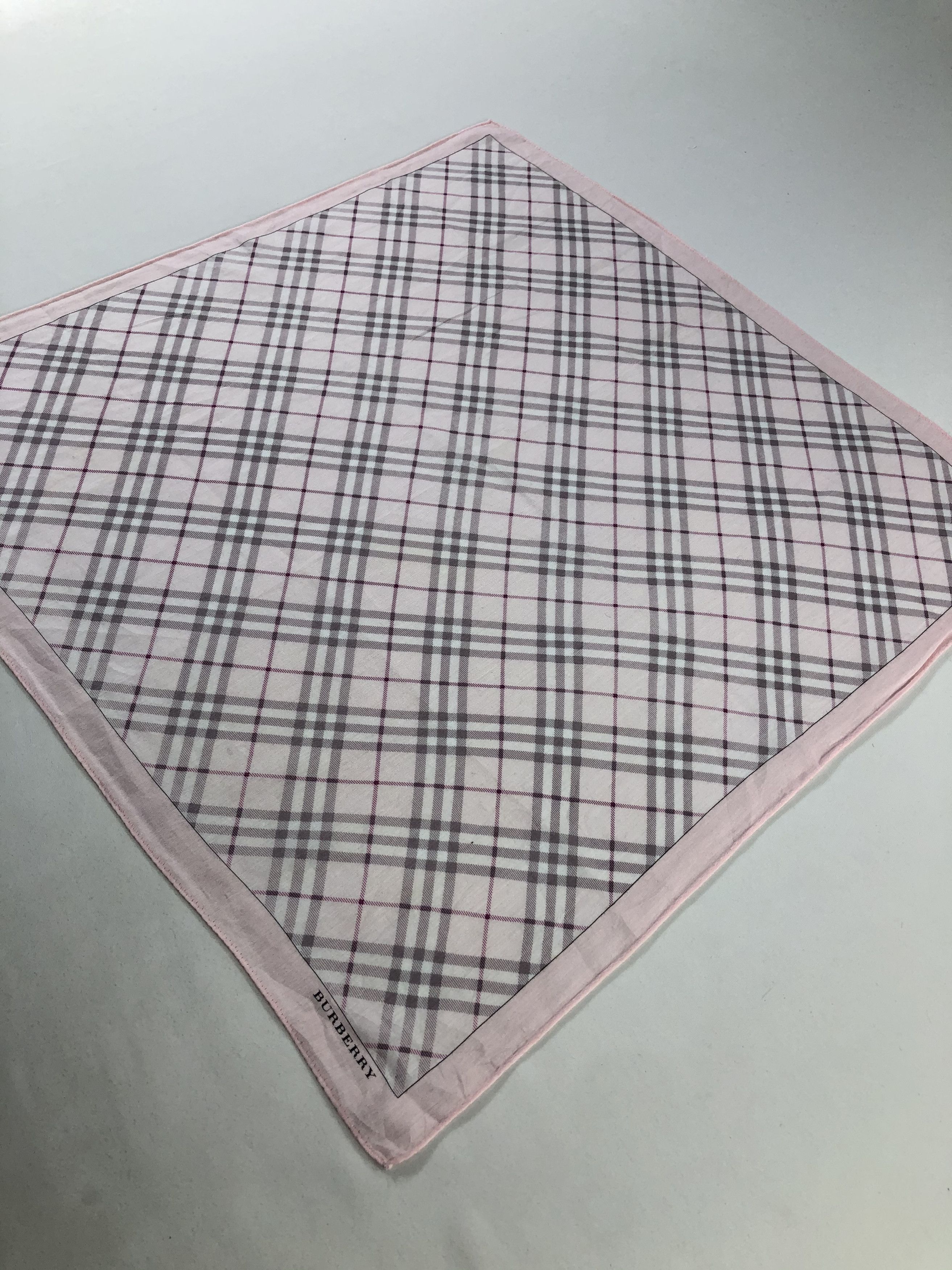 Burberry Burberry Handkerchief / Bandana / Neckerchief Size ONE SIZE - 3 Thumbnail