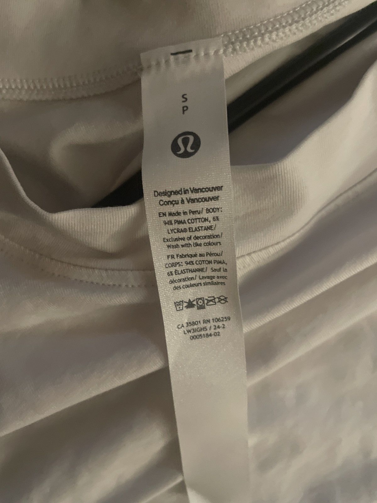 Lululemon White off the shoulder lululemon top Size S / US 4 / IT 40 - 5 Thumbnail