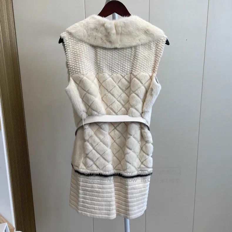 Fendi Fendi White Mink Fur Vest Size S / US 4 / IT 40 - 2 Thumbnail