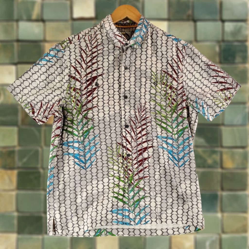 Tommy Bahama Tommy Bahama Island Modern Fit Silk Button Up Shirt Geometric Bamboo Mens M Multicolor Short Sleeve Shirt Mens Size US M / EU 48-50 / 2 - 1 Thumbnail