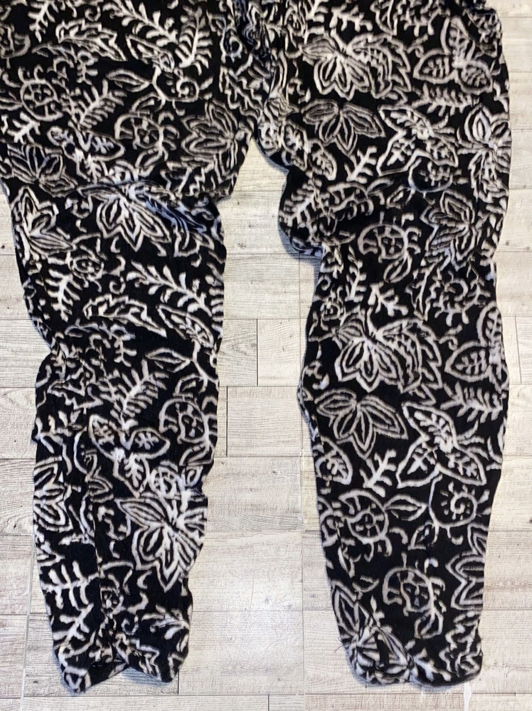 Other Tokyo Darling, Retro, Floral, Harem Style, Lounge Pants Size 28" / US 6 / IT 42 - 6 Thumbnail