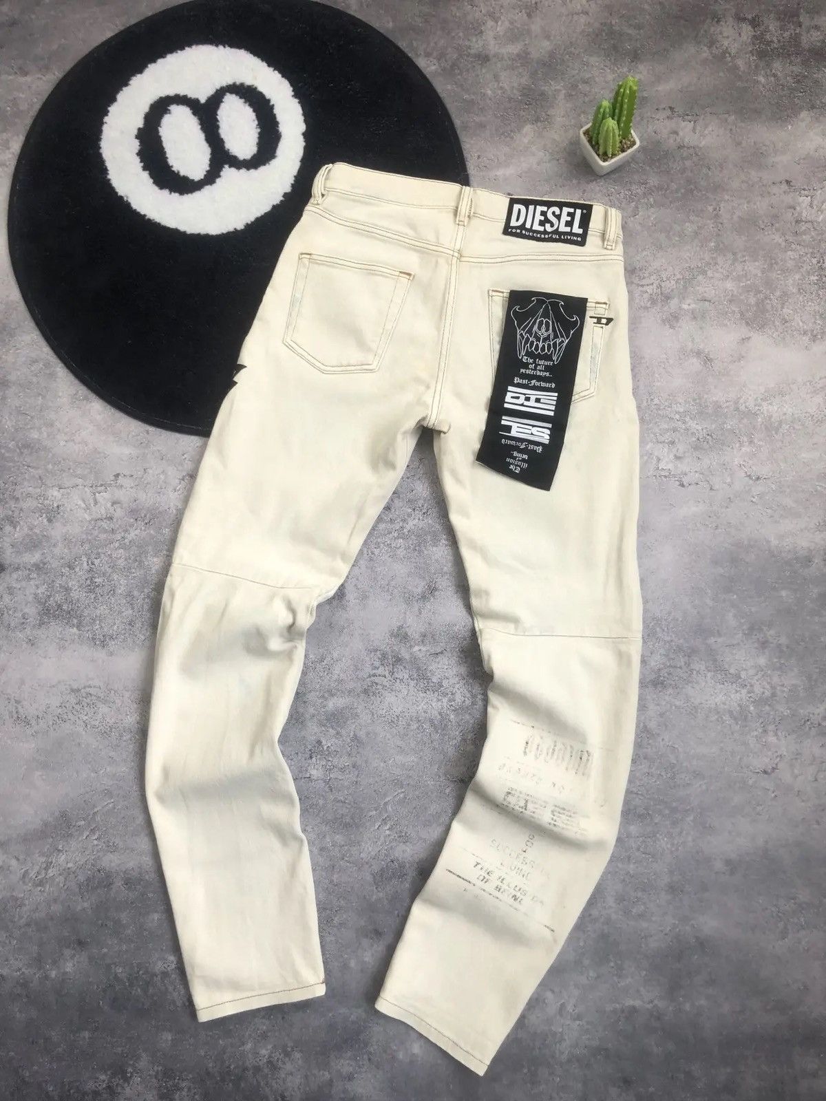 Diesel DIESEL Vintage Big Logo Avantgarde Streetwear Crazy Goth Y2k Size US 29 - 1 Thumbnail