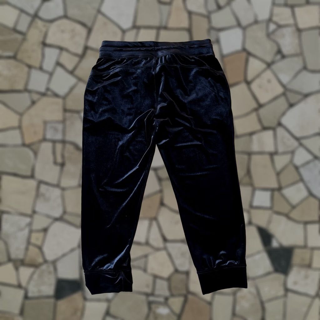 Lululemon Lululemon Ready to Crush High-Rise Jogger Crop Black Women's 10 Athleisure Pants Tapered Inseam 24in Velour N/A Size 32" / US 10 / IT 46 - 1 Thumbnail