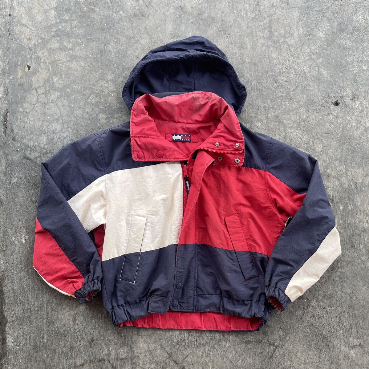 Tommy Hilfiger TOMMY HILFIGER BIG LOGO JACKET REVERSIBLE Size US L / EU 52-54 / 3 - 1 Thumbnail