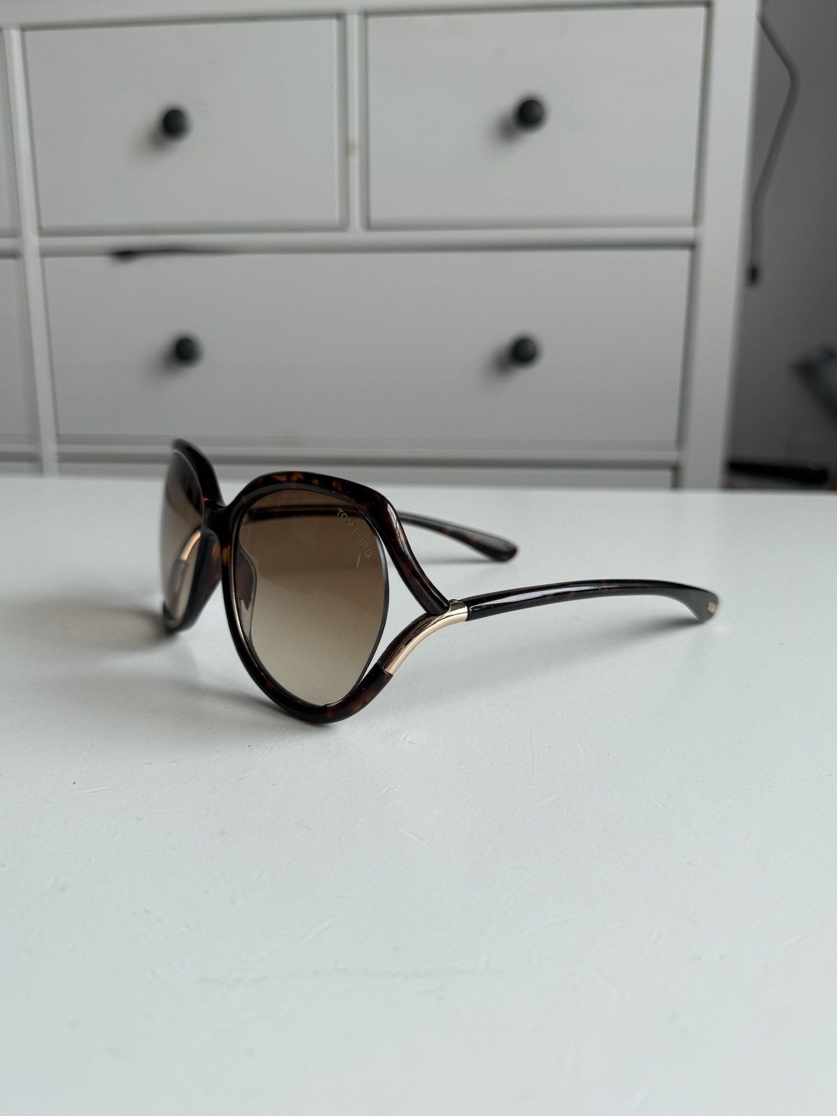 Designer × Tom Ford Tom Ford oval sunglasses designer luxury old money classy y2k Size ONE SIZE - 5 Thumbnail